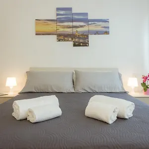 Canacci Stylish 2 Bedroom Appartamento Firenze